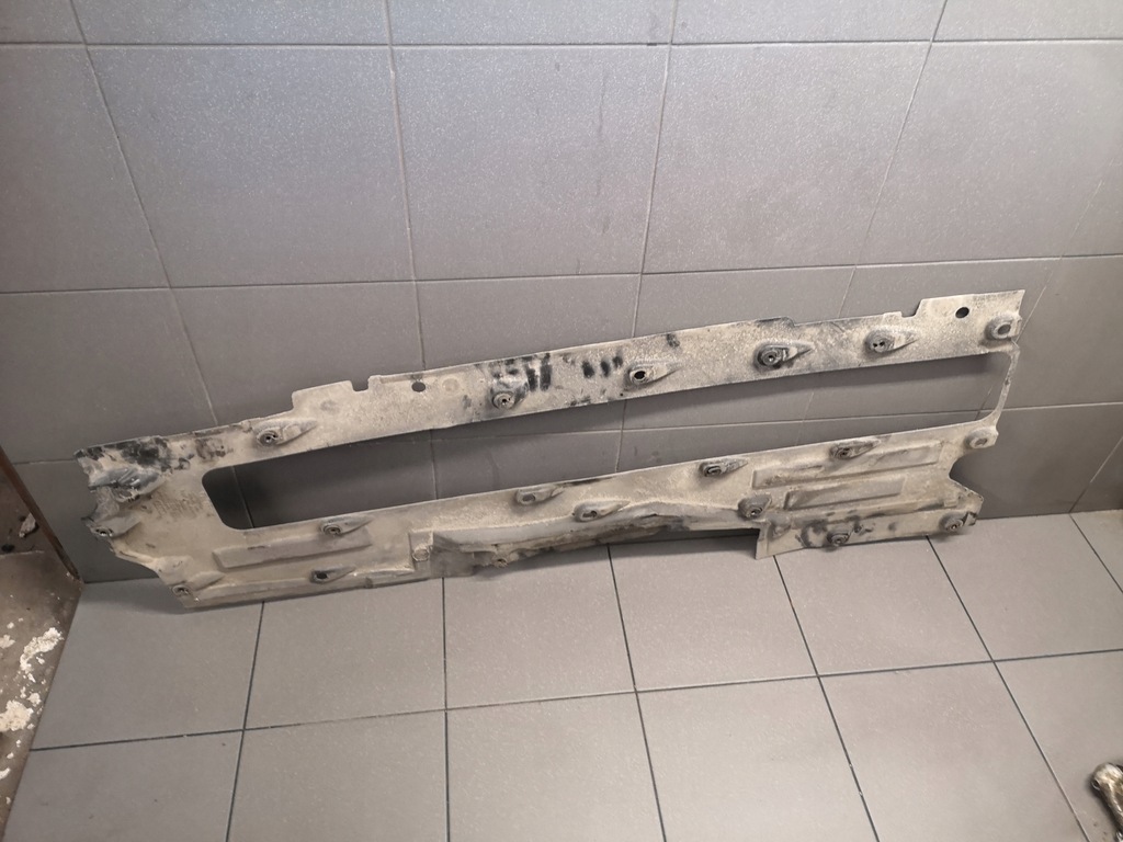 фото №8, Защита подвеска правая audi a8 d3 4e0825206h