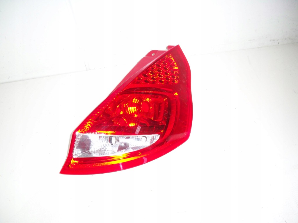 фото №1, Лампа задняя задняя правая ford fiesta mk7 mk-7 2008-