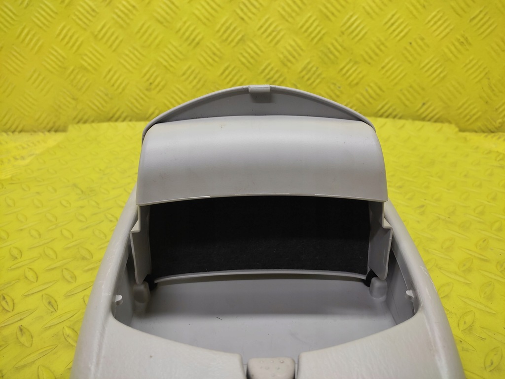 фото №4, Mazda mpv лампа освещение кабины