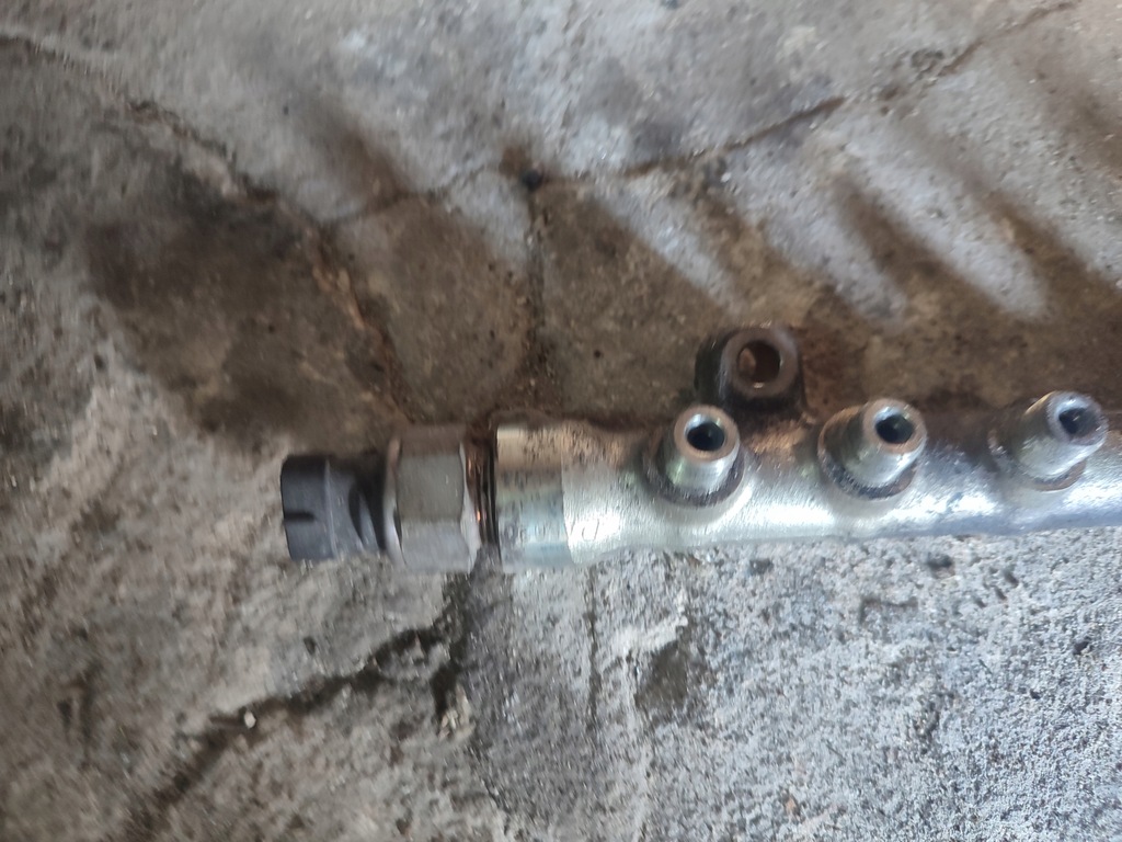 фото №1, Молдинг упорскування mazda 6 gj 2.2 дизель sh01