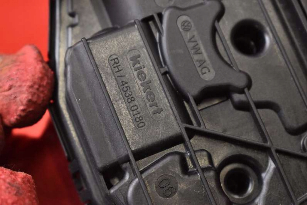 фото №8, Замок дверь правый задняя задний 5ta839016k skoda kamiq 19-