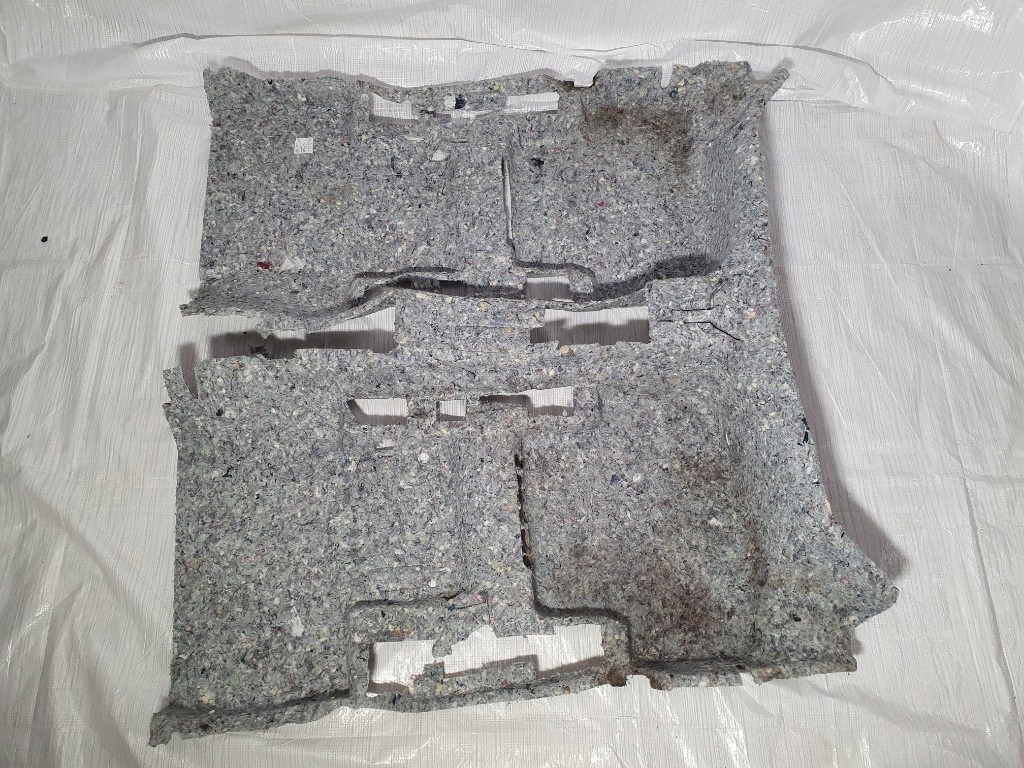 фото №10, Vw golf vii 2014-2019r kombi обшивка коврик пол super состояние europa