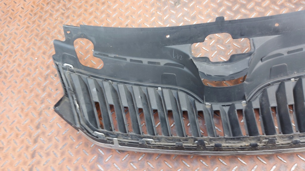 фото №9, Решётка радиатора решётка радиатора бампера перед skoda rapid ii 12-