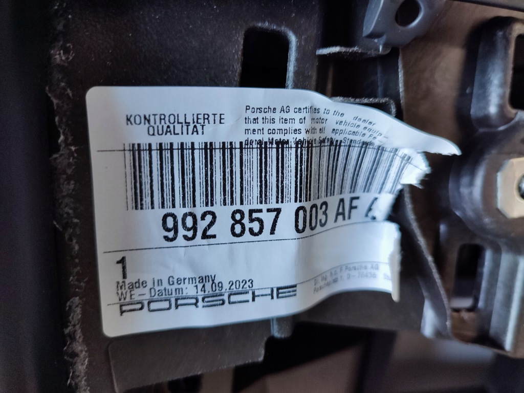 фото №16, Porsche 911 992 19-2024 приборная панель приборная приборная панель консоль кожа czarna nić