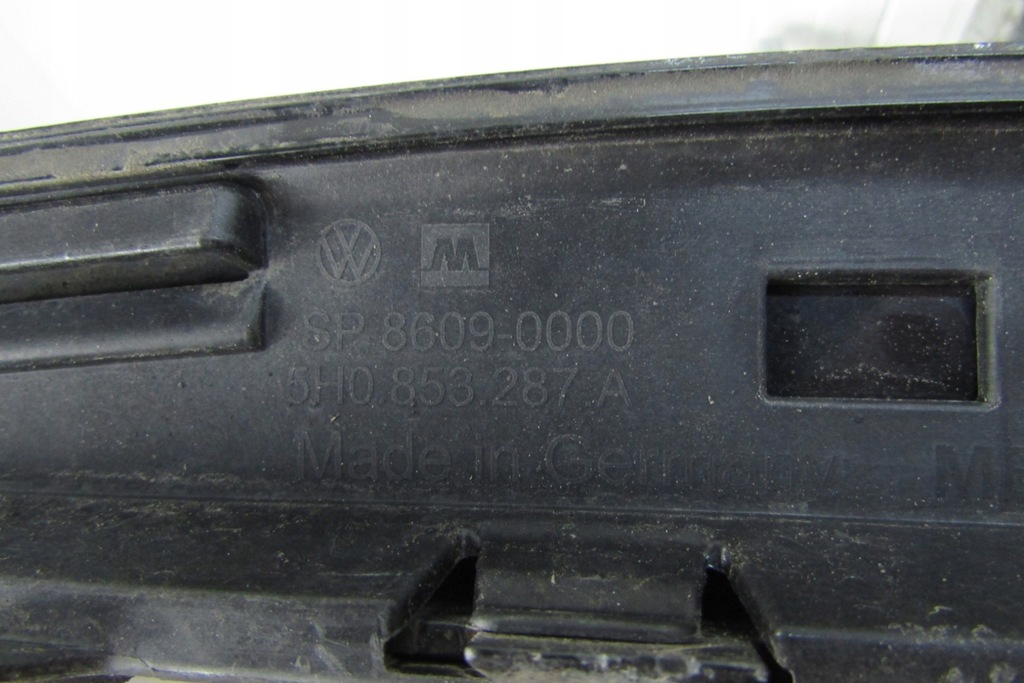 фото №10, Молдинг порог левая vw golf 8 5h0 r line hb 19-