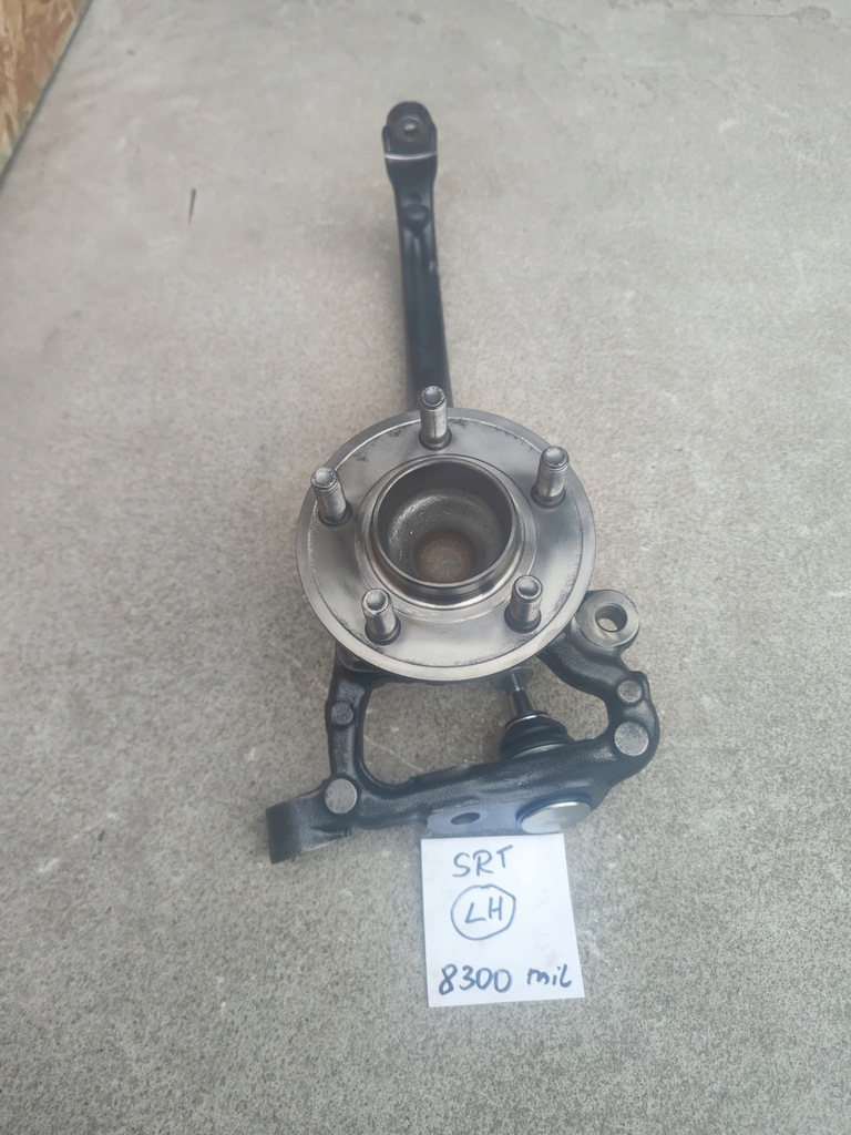 фото №8, Dodge challenger charger srt передня ліва поворотний кулак 2015+