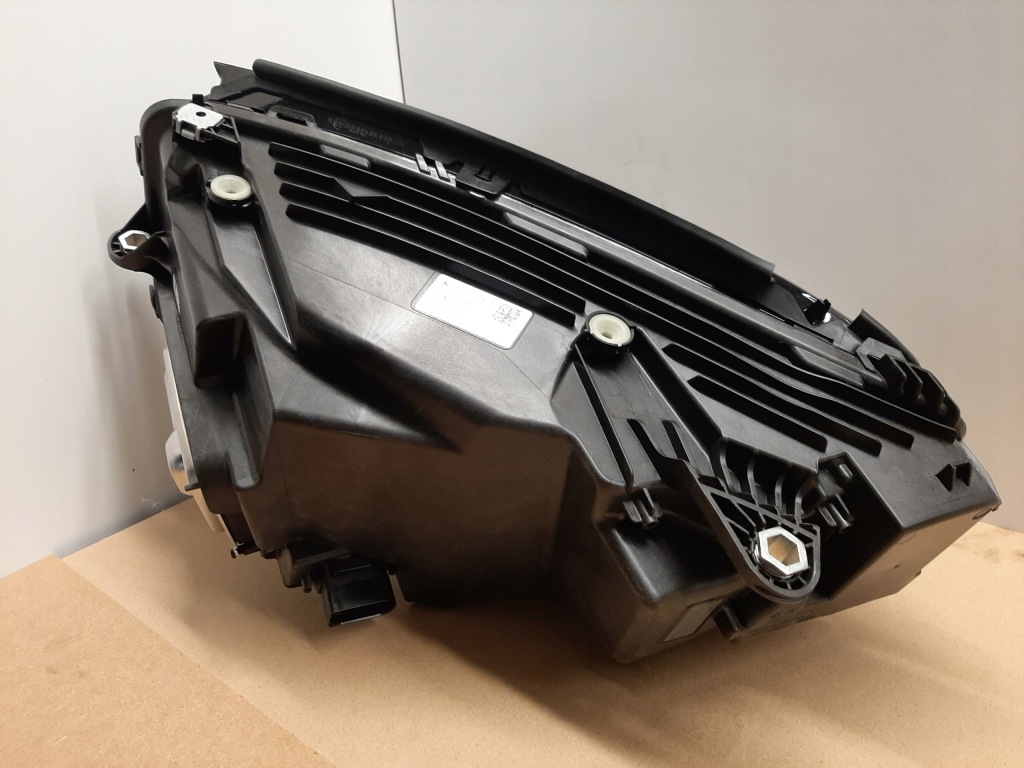 Фара правая mercedes glc 253 full led новая Оригинал