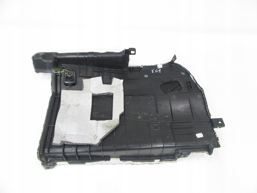 Накладка багажника карка правая обивка bmw e61 универсал с Разборки