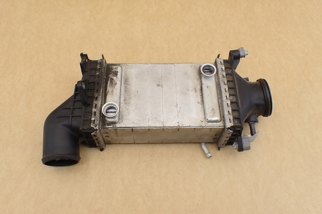 фото №12, Радиатор интеркулер mercedes w205 w213 mercedes glc x253 2.0 cgi 274920