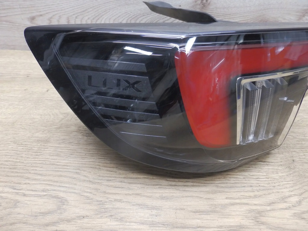 фото №10, Opel mokka b 2022 задняя сторона левая лампы задние