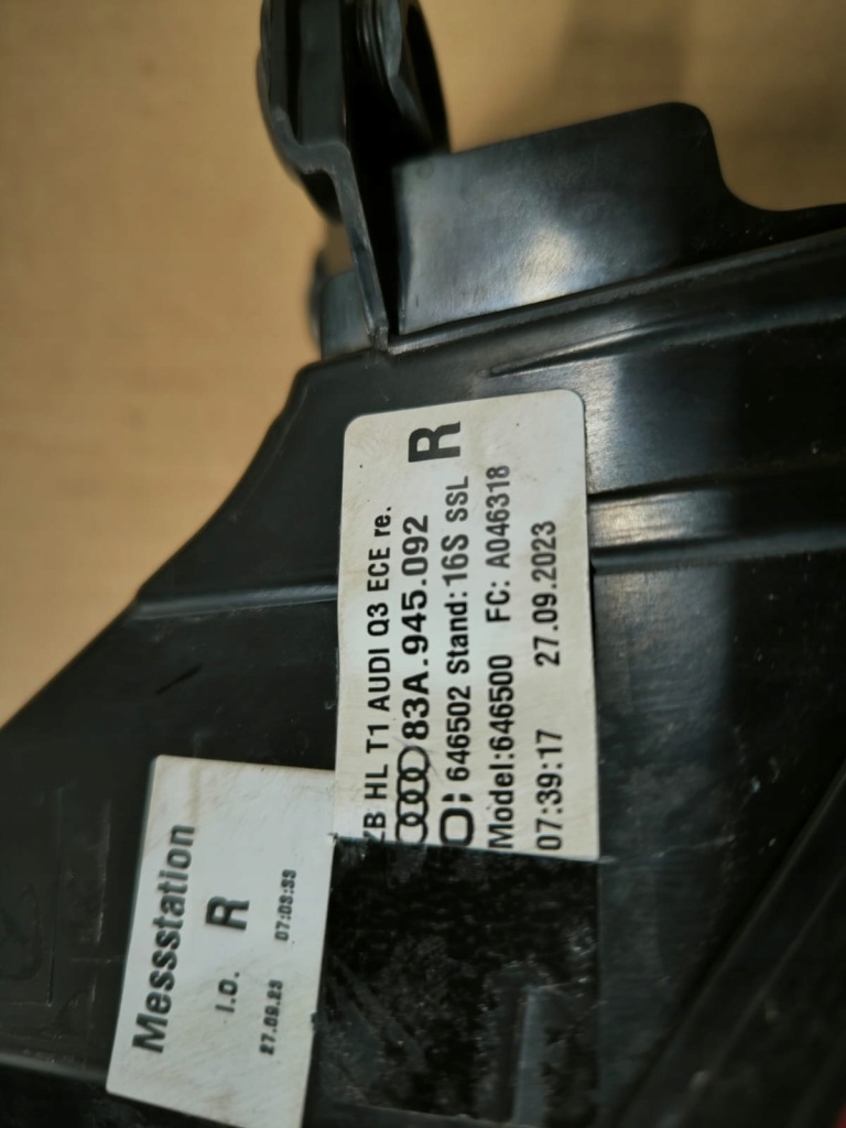 Audi q3 2 83a фара задня правий led 83a945092 в Україні