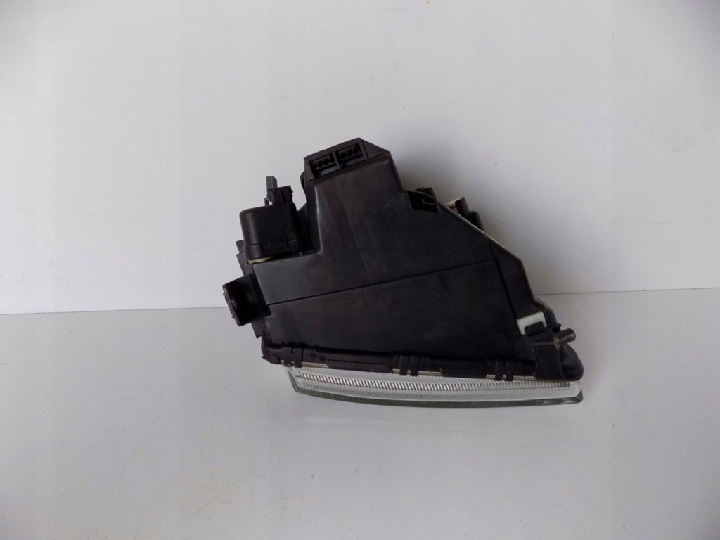 фото №13, Audi a4 лампа ліва h7- 5203