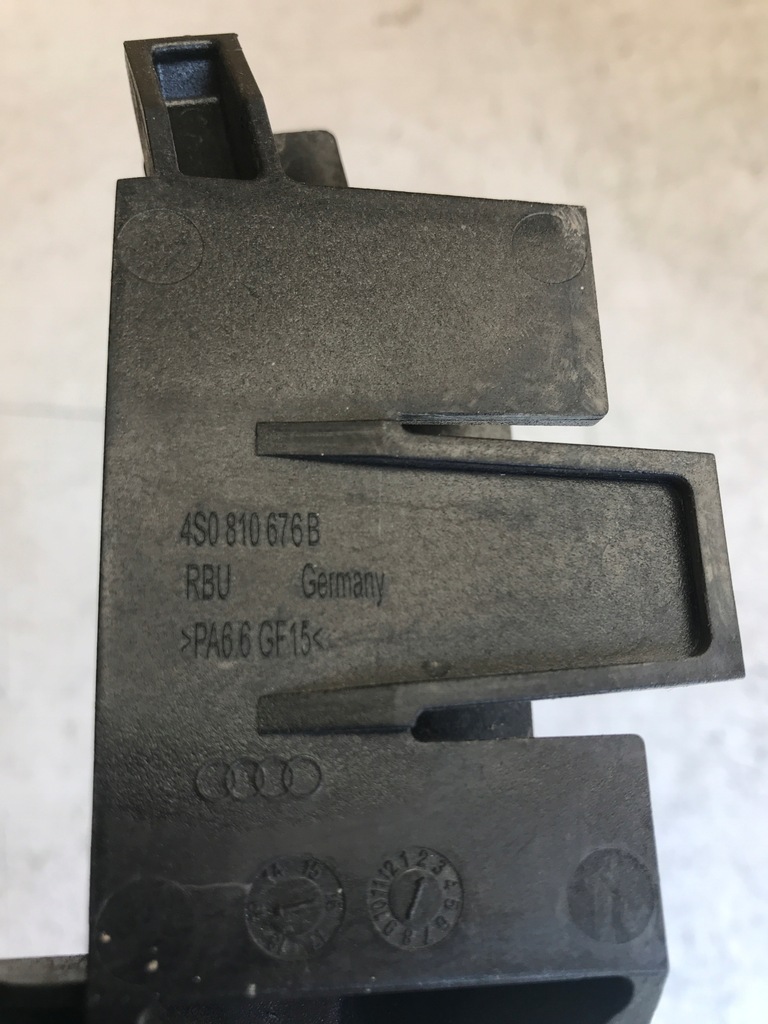 фото №4, Audi r8 plus 4s кронштейн кронштейн труби inter задня