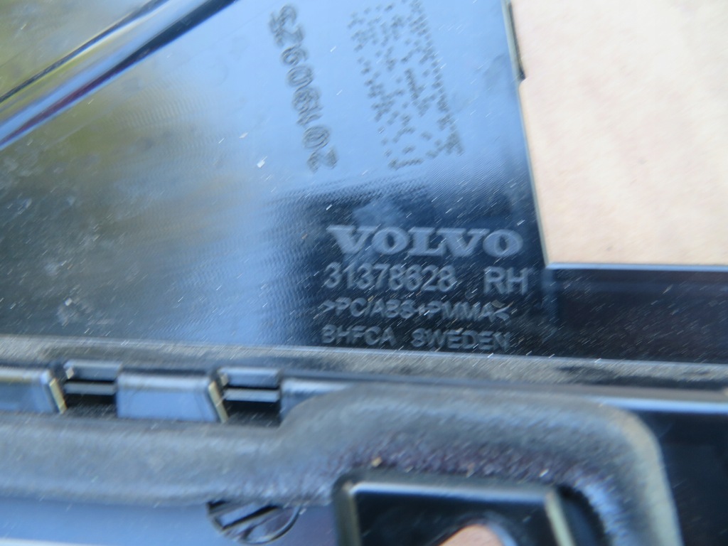 фото №6, Volvo оригинальный номер 31378628 молдинг дверь
