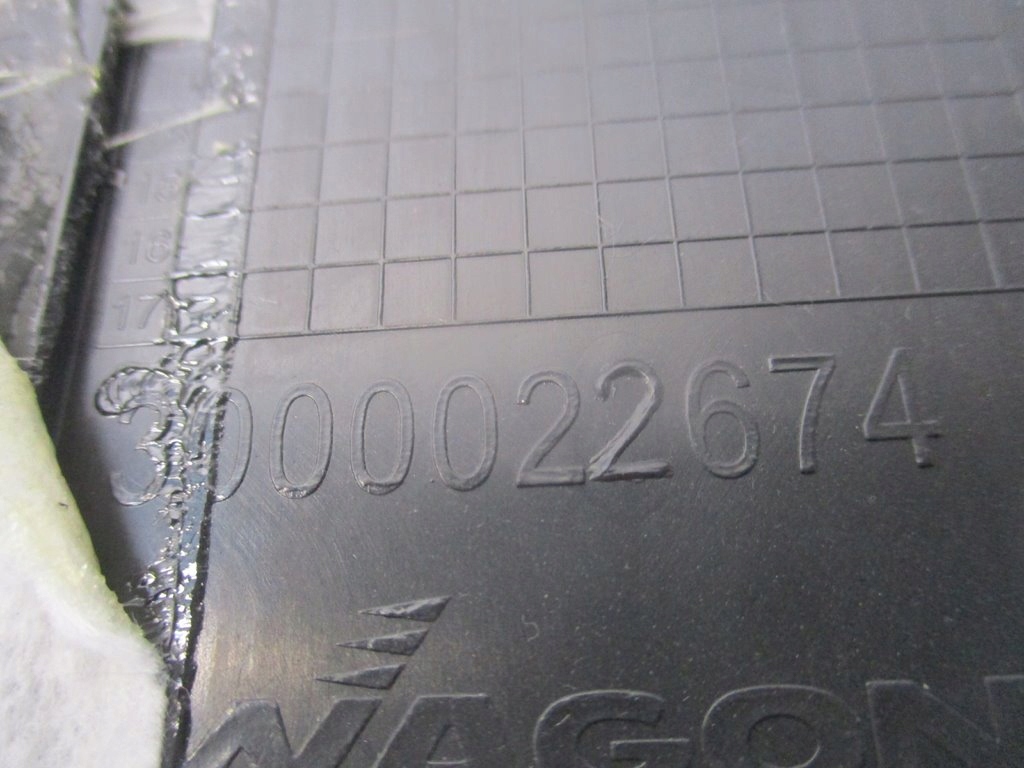 фото №10, Молдинг потолок перед citroen ds4