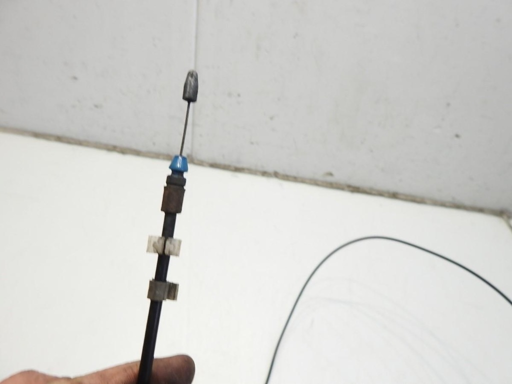 фото №5, Ручка трос відкривання капот subaru impreza iii gh