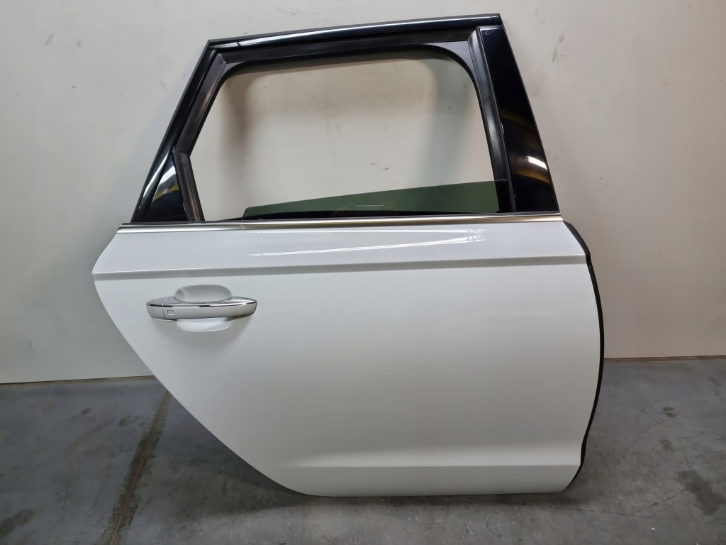 Купить Дверь a6 c7 avant дверь правый  задняя