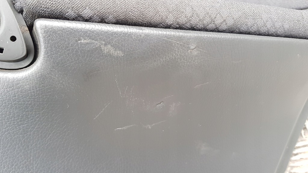 фото №9, Mercedes w203 обшивка оббивка правий задня