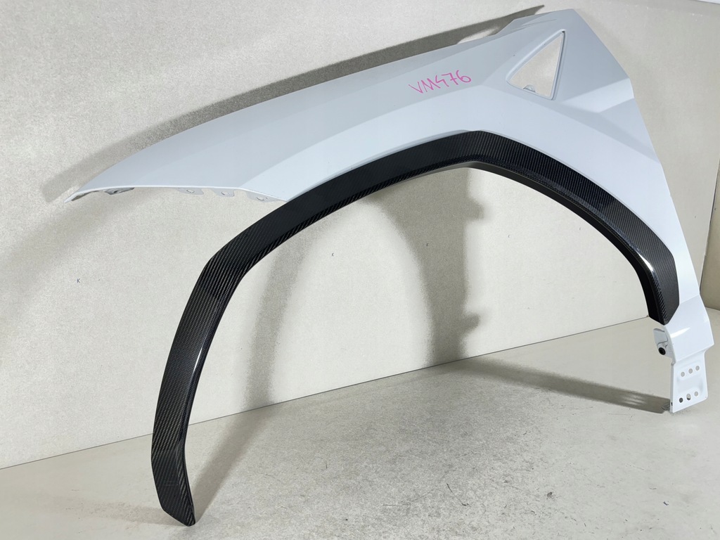 фото №7, Lamborghini urus крила + карбон лівий перед передній