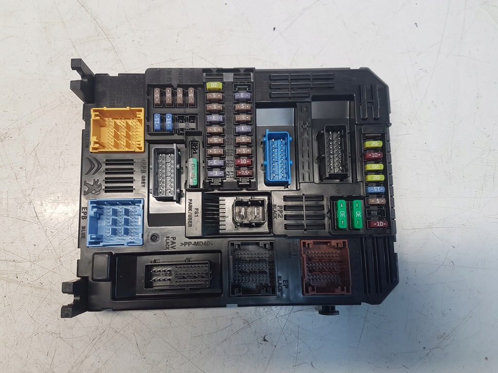 фото №1, Citroen c4 iii модуль bsi 9845141280