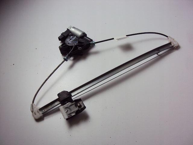 фото №1, Механізм скло лівий задня mazda 2 03-08