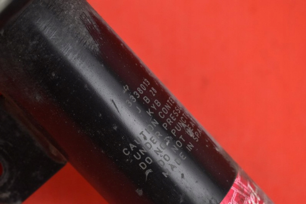 фото №8, Амортизатор лівий перед 3338013 peugeot 208 1 i 1.4 hdi 68 km 12-16