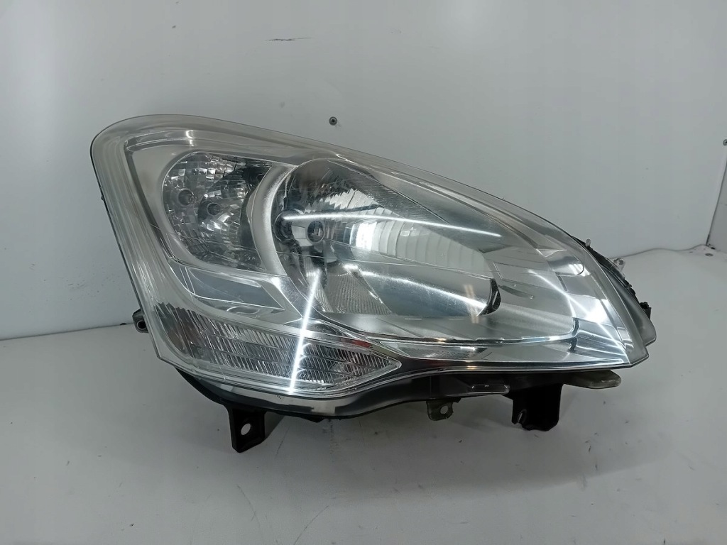 фото №7, Лампа перед права citroen berlingo ii 89318045 6206k6