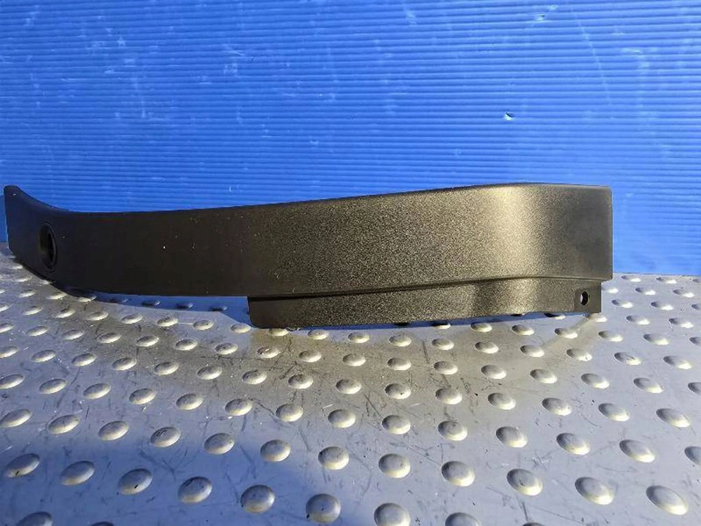 фото №2, Land rover range rover evoque l538 bj3m-17d960-a молдинг zdderzaka заднего