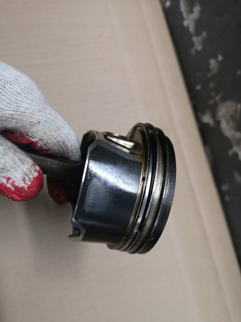 фото №7, Поршень шатун audi a4 b7 2.0 tfsi bwe 06dd