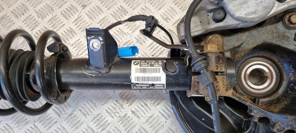 фото №10, Bmw e60 e61 поворотный кулак амортизатор 6772220 рычаг x-drive правый перед