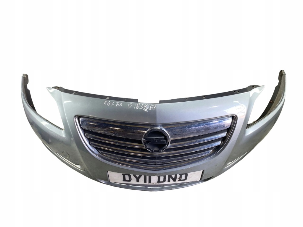 Opel insignia a 1800cm3 2011 бамперы хэтчбек Оригинал