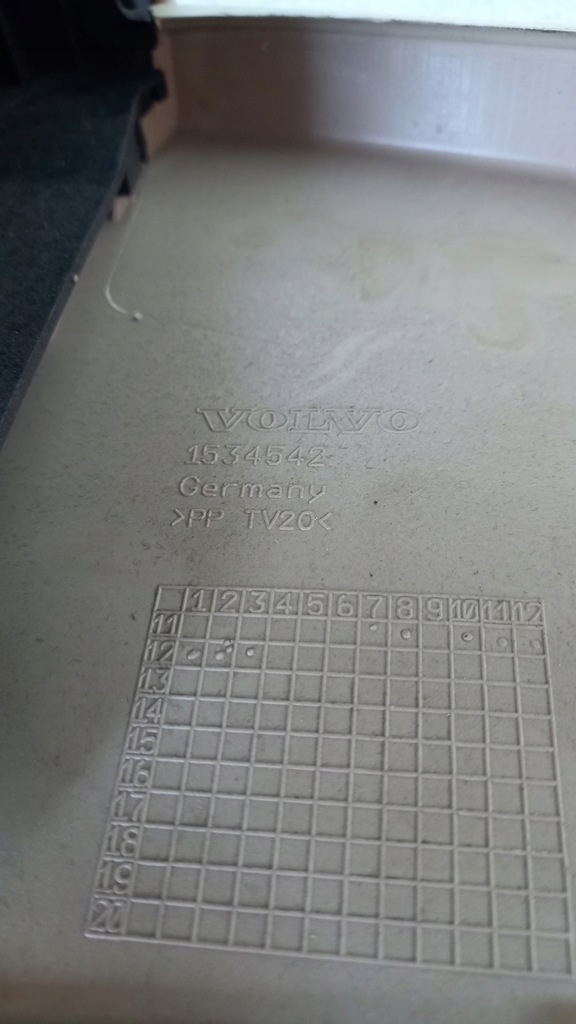 фото №6, Подлокотник volvo xc60 1302435