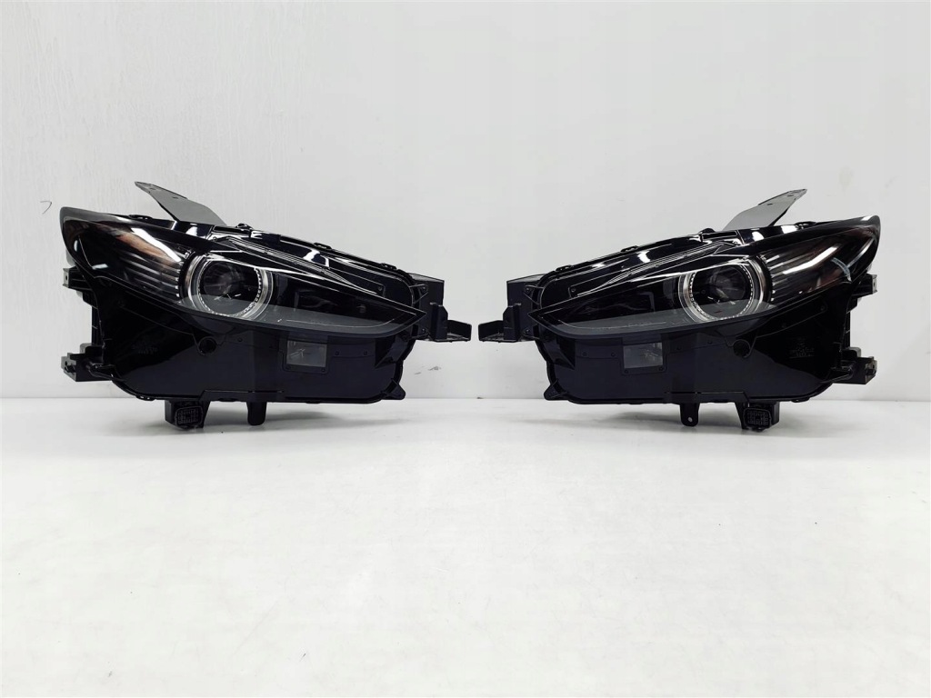Купить Mazda cx-30 cx30 19r+ фара перед full led 14 pin ory европа  !!!