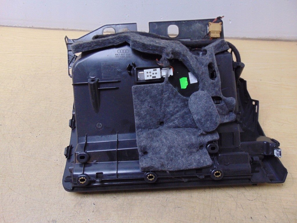 фото №14, Бардачок пассажира audi a5 coupe lift 8k1857035 правый europa