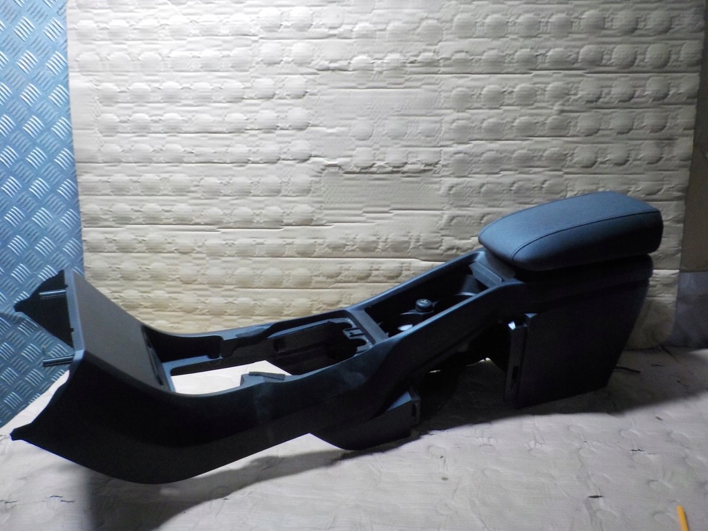 фото №1, Volvo v40 1.6hdi 2012r тунель середній