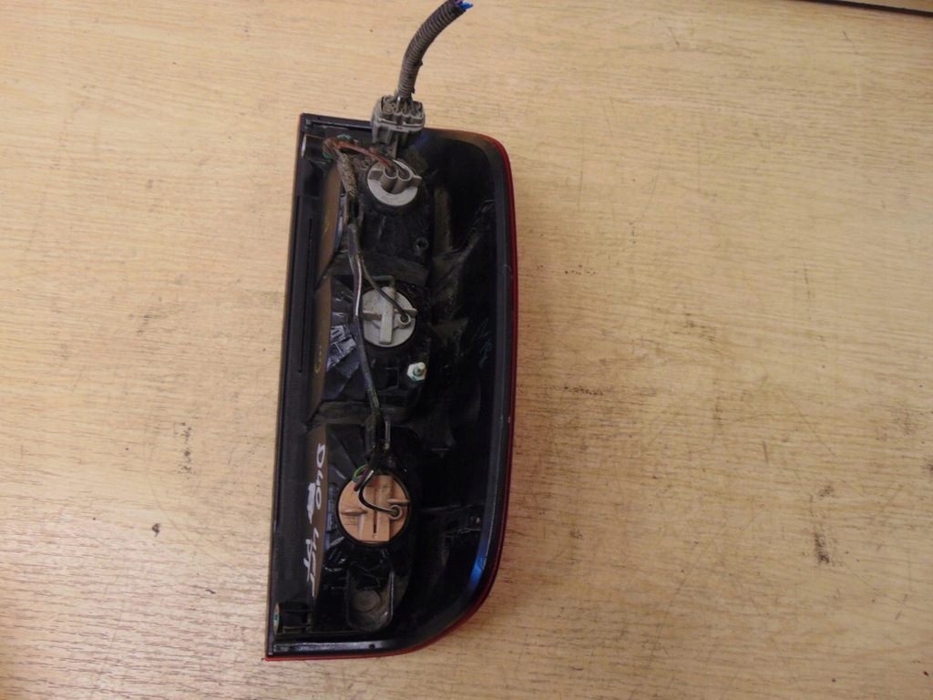 фото №6, Лампа правая задняя nissan navara d40 lift europa