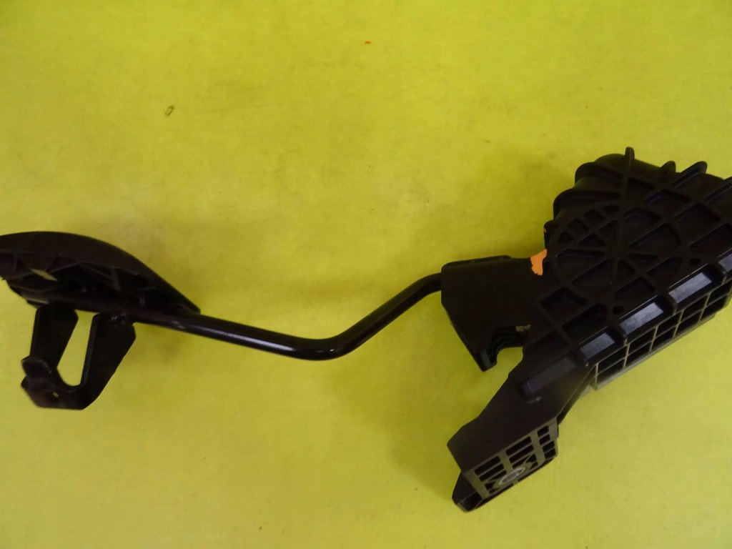 фото №5, Потенциометр газа mazda 5 198800-3490 nr322