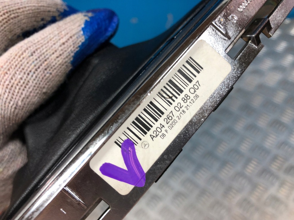 фото №9, Mercedes w204 ручка чохол рамка домкрата a2042671510