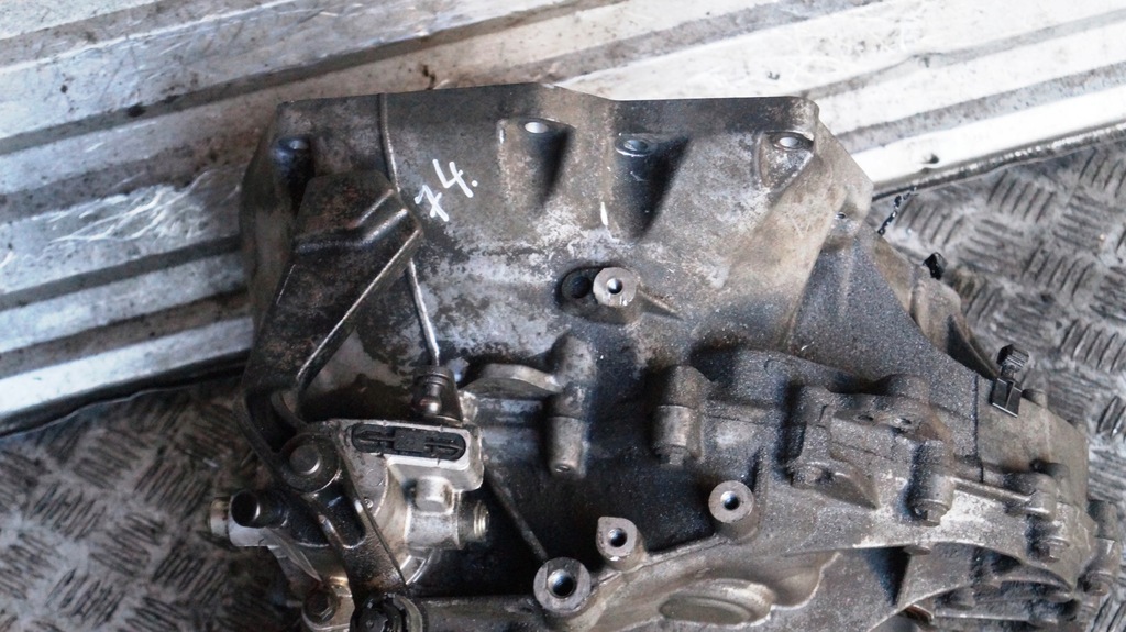 фото №7, Коробка передач передач volvo c30 1.6d 114km av6r-7002-mf 2011