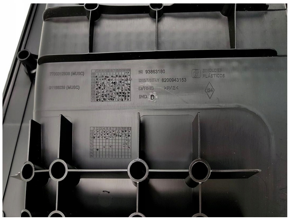 фото №3, Подножка правый молдинг порог renault trafic ii vivaro primastar оригинал nowa