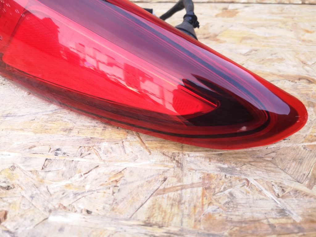 фото №5, Hyundai kona лампа правый задняя