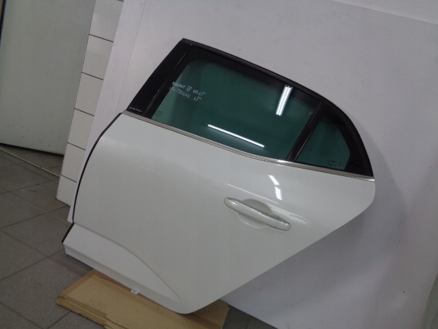 фото №2, Дверь левый задняя полный renault megane iv хэтчбек teqnc перламутр