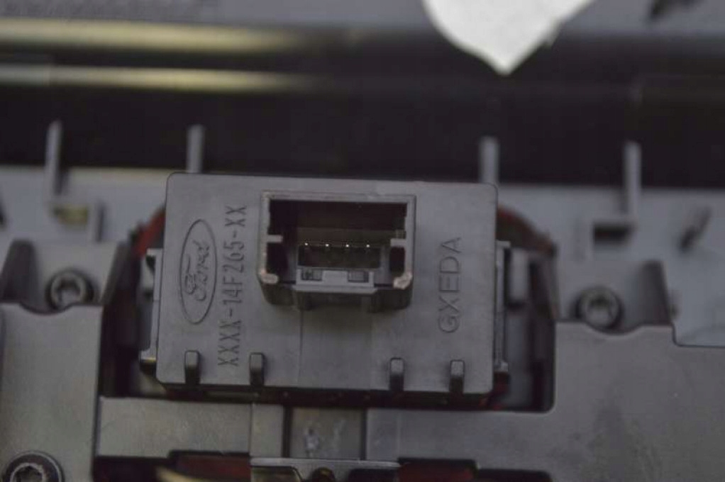 фото №7, Лампа освещение салона перед jx7b-a519a58-j ford kuga 3 iii mk3 st-line