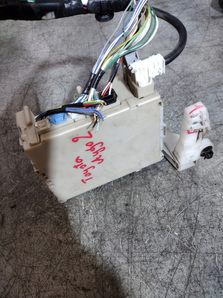 фото №9, Коробка bsi 82730-0h030-a toyota aygo ii