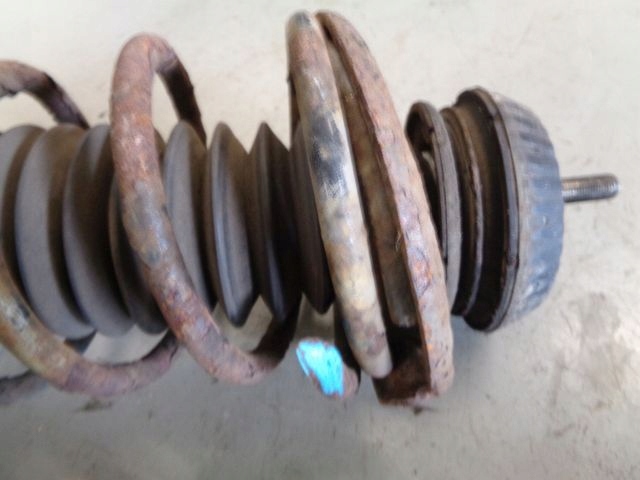 фото №9, Puma i 97 1.7b амортизационная стойка диск суппорт левый перед