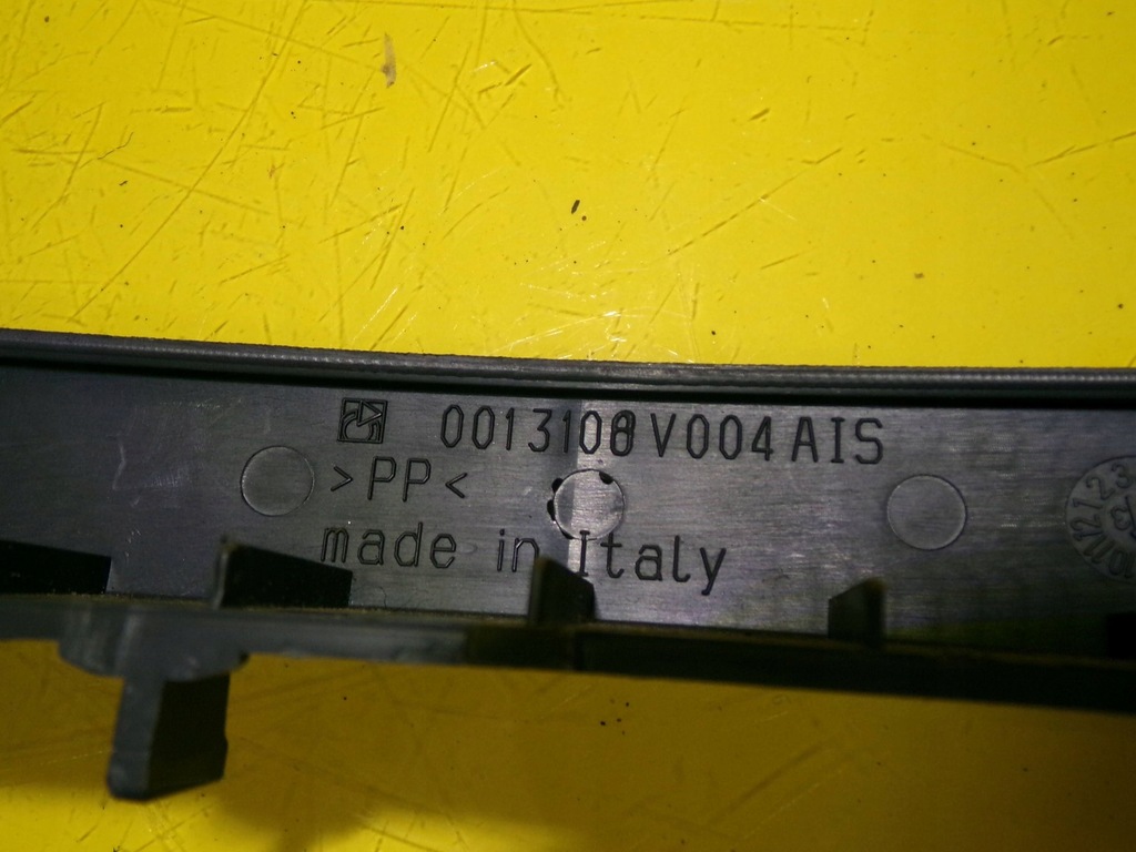 фото №8, Рамка радіо консолі smart roadster 2003 0013108v004 nr60