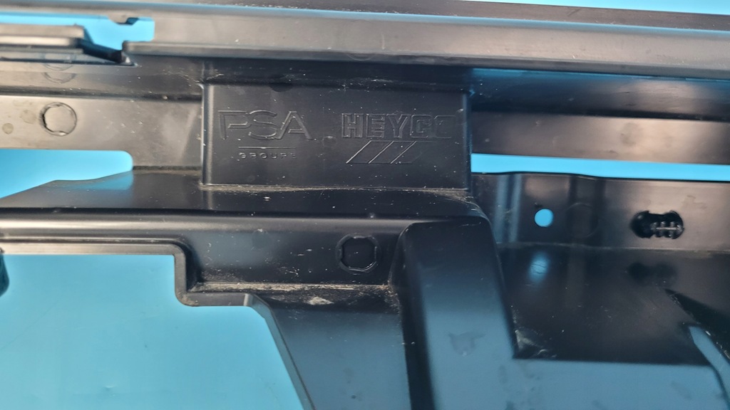 фото №14, Opel astra l vi 23r 1.5 d направляющая бампера задняя 9841486480