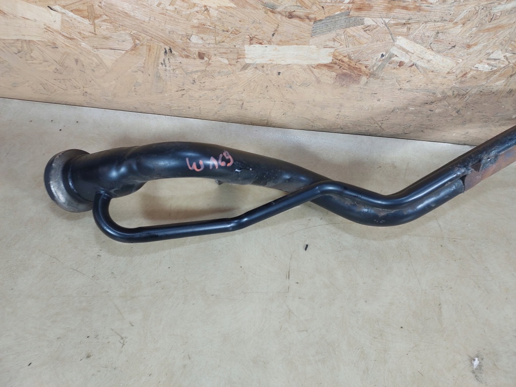 фото №3, Mercedes w169 cdi заливная горловина топлива