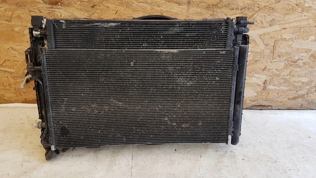 фото №1, Discovery sport l550 2.0d pas перед радиатор kpl.