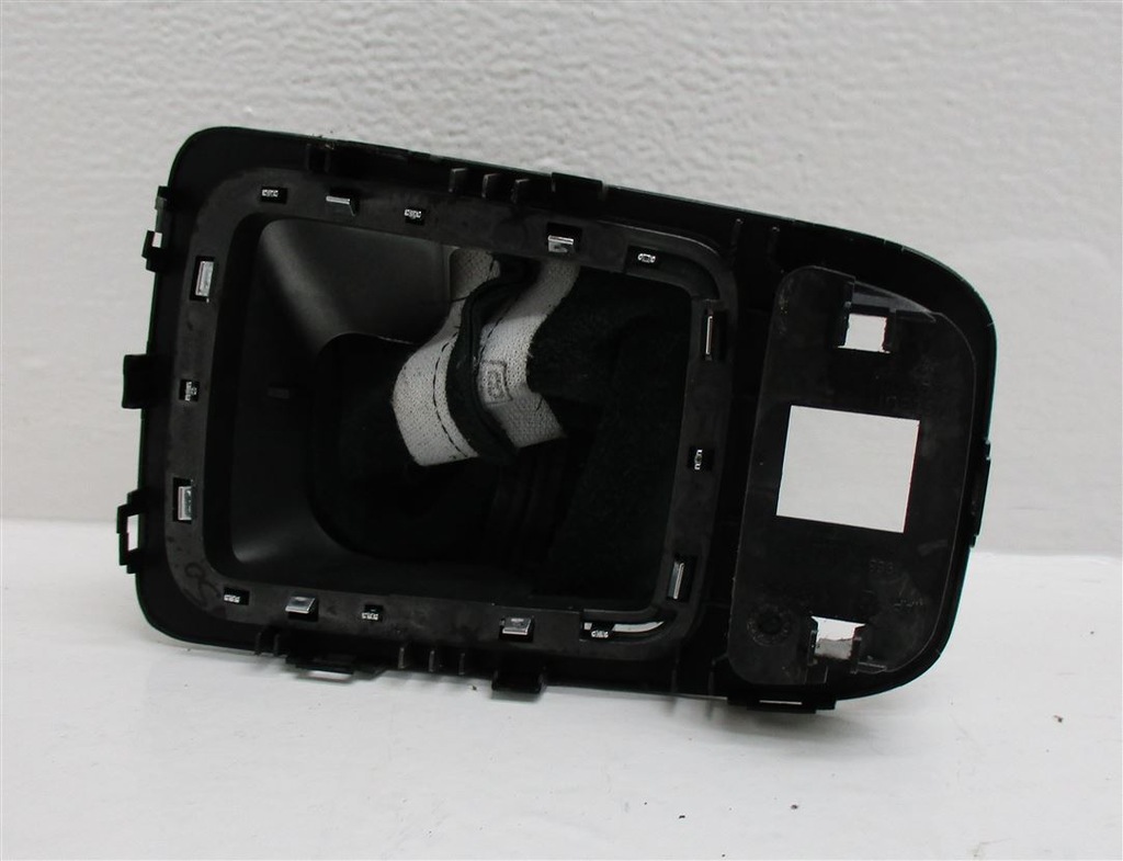 фото №6, Чехол панель переключения передач citroen c5 iii x7 9682471977